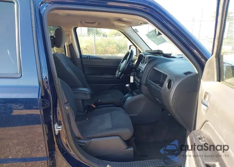 2016 Jeep Patriot Sport z USA, uszkodzony, nr VIN 1C4NJPBBXGD801662